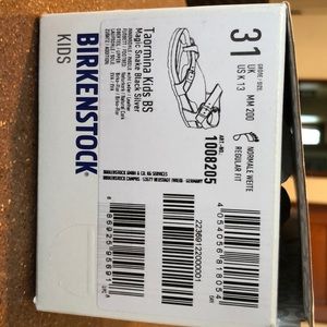 Birkenstock Shoes - Birkenstock kids size 31 excellent condition Birkenstock Shoes - Birkenstock kids size 31 excellent condition